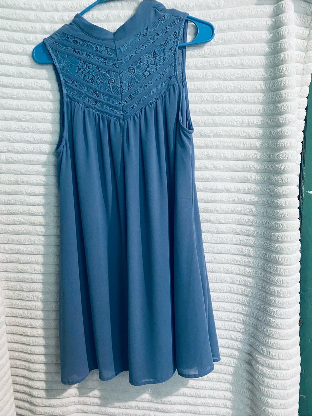 Sleeveless Lace Yoke Chiffon Dress in Dusty Blue